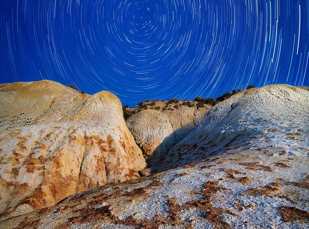 The Art of the Cut: Edgy Shapes and Asymmetrical Designs