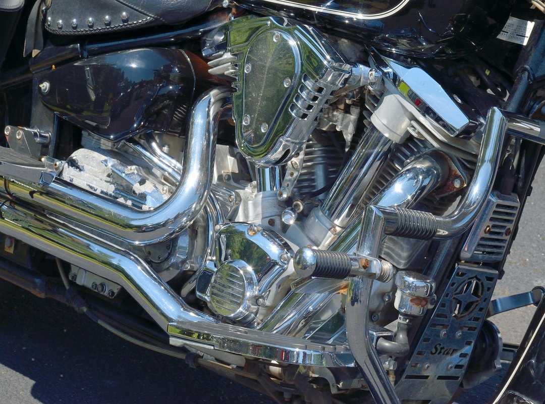 vintage motorcycles trend